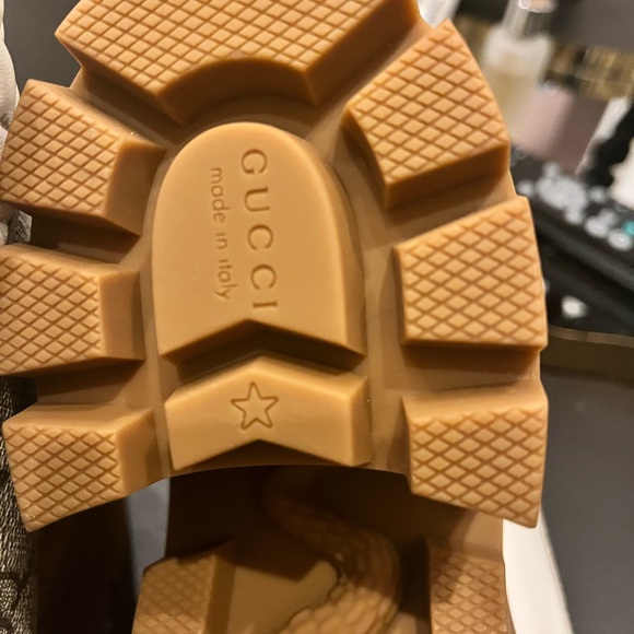 Women's Lace Up Heeled Ankle Boots GG Coated Canvas With Quilted Leather - Picture 4 of 9